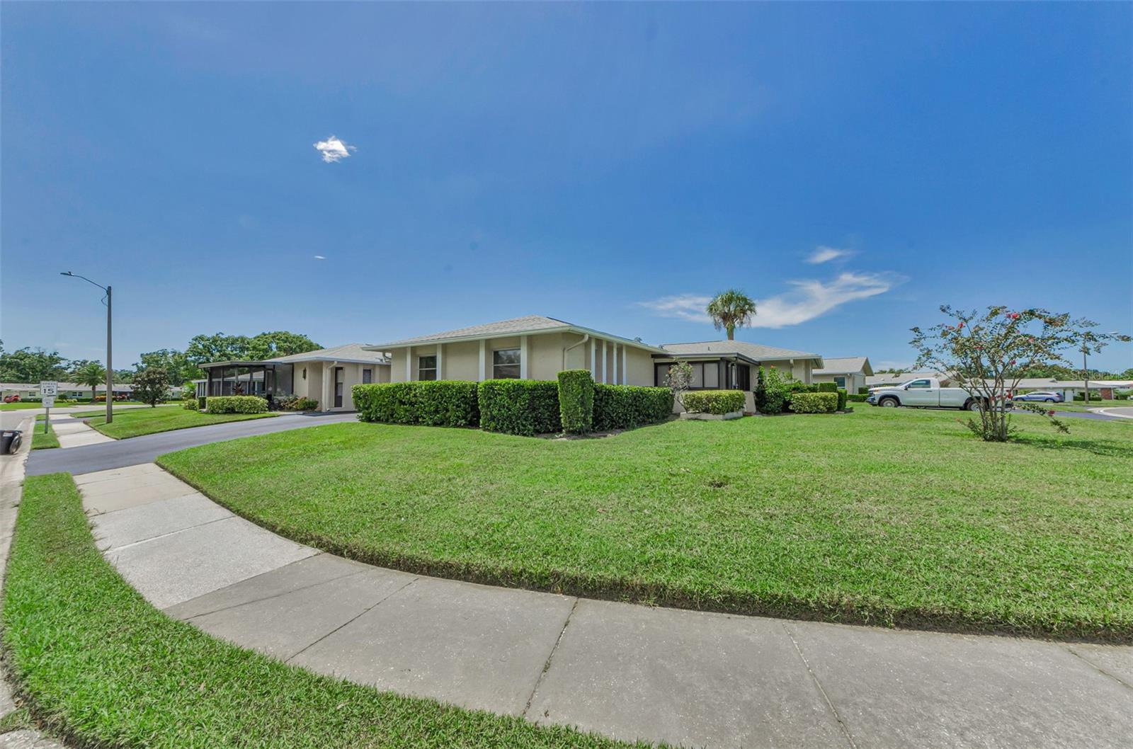 Image 4 of 95 For 2836 Highlands Boulevard A