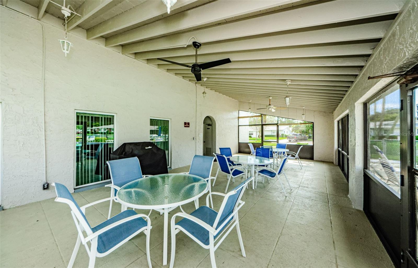 Image 41 of 95 For 2836 Highlands Boulevard A