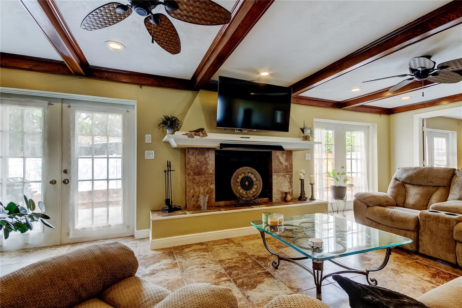 Image 13 of 55 For 14049 Yacht Club Boulevard