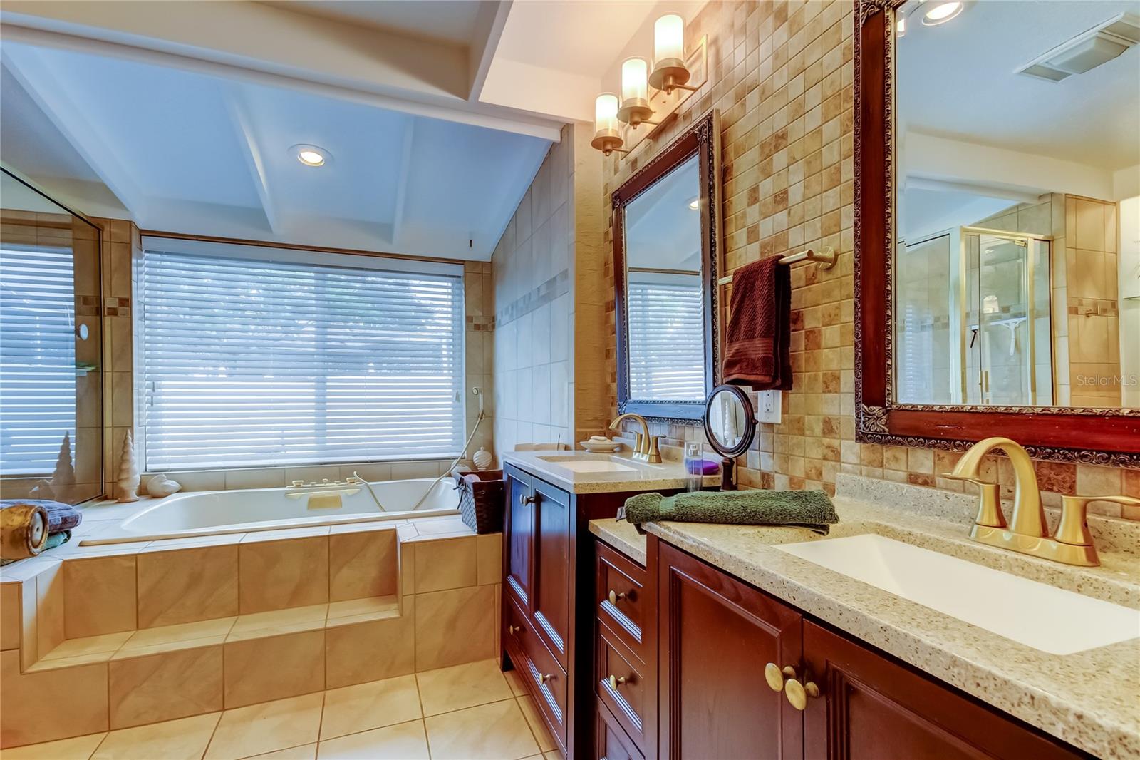 Image 33 of 55 For 14049 Yacht Club Boulevard