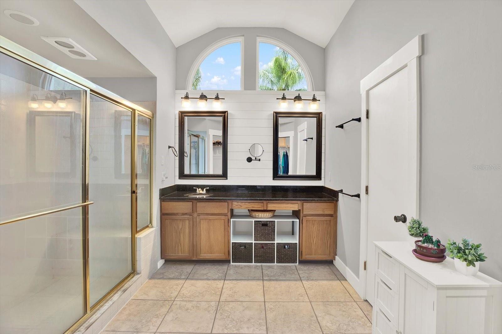 Image 30 of 55 For 10406 Crestfield Drive