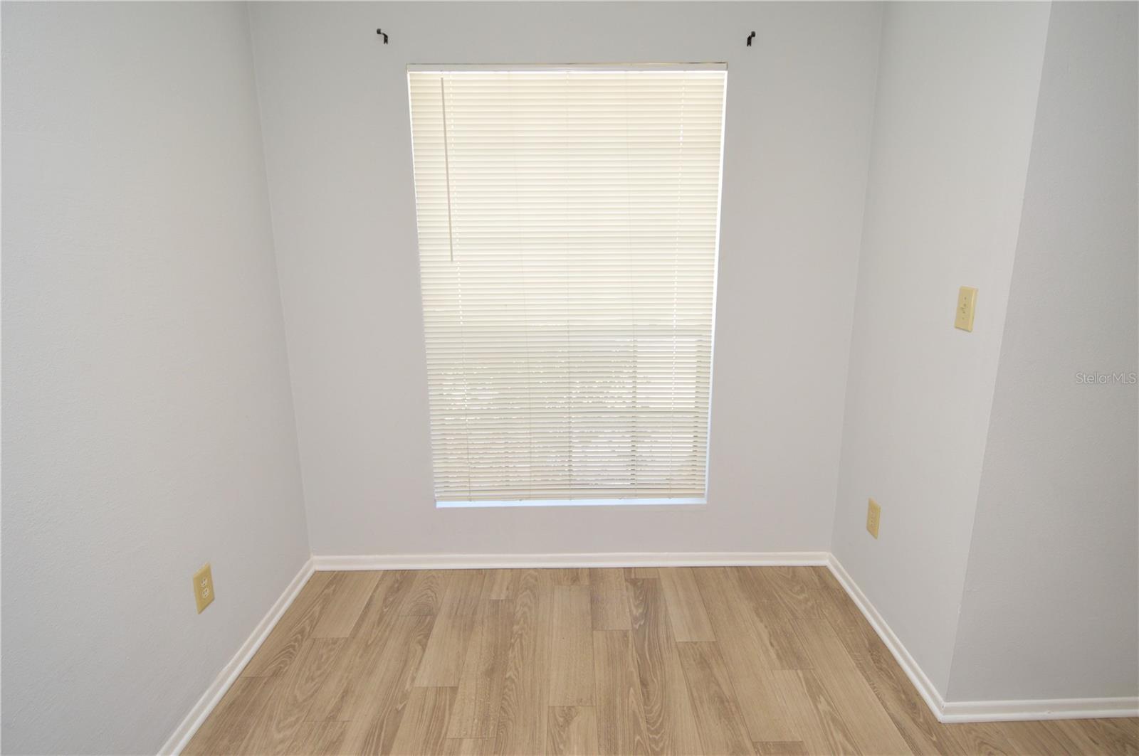 Image 11 of 90 For 8723 Fancy Finch Drive 102