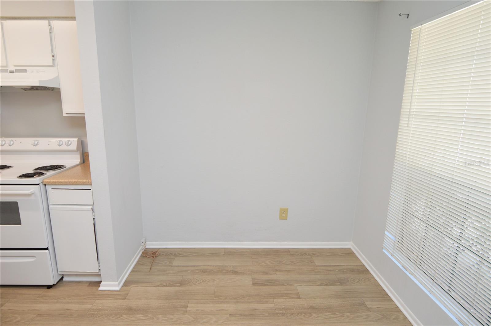 Image 12 of 90 For 8723 Fancy Finch Drive 102