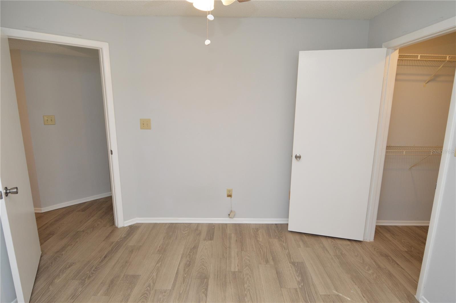 Image 34 of 90 For 8723 Fancy Finch Drive 102
