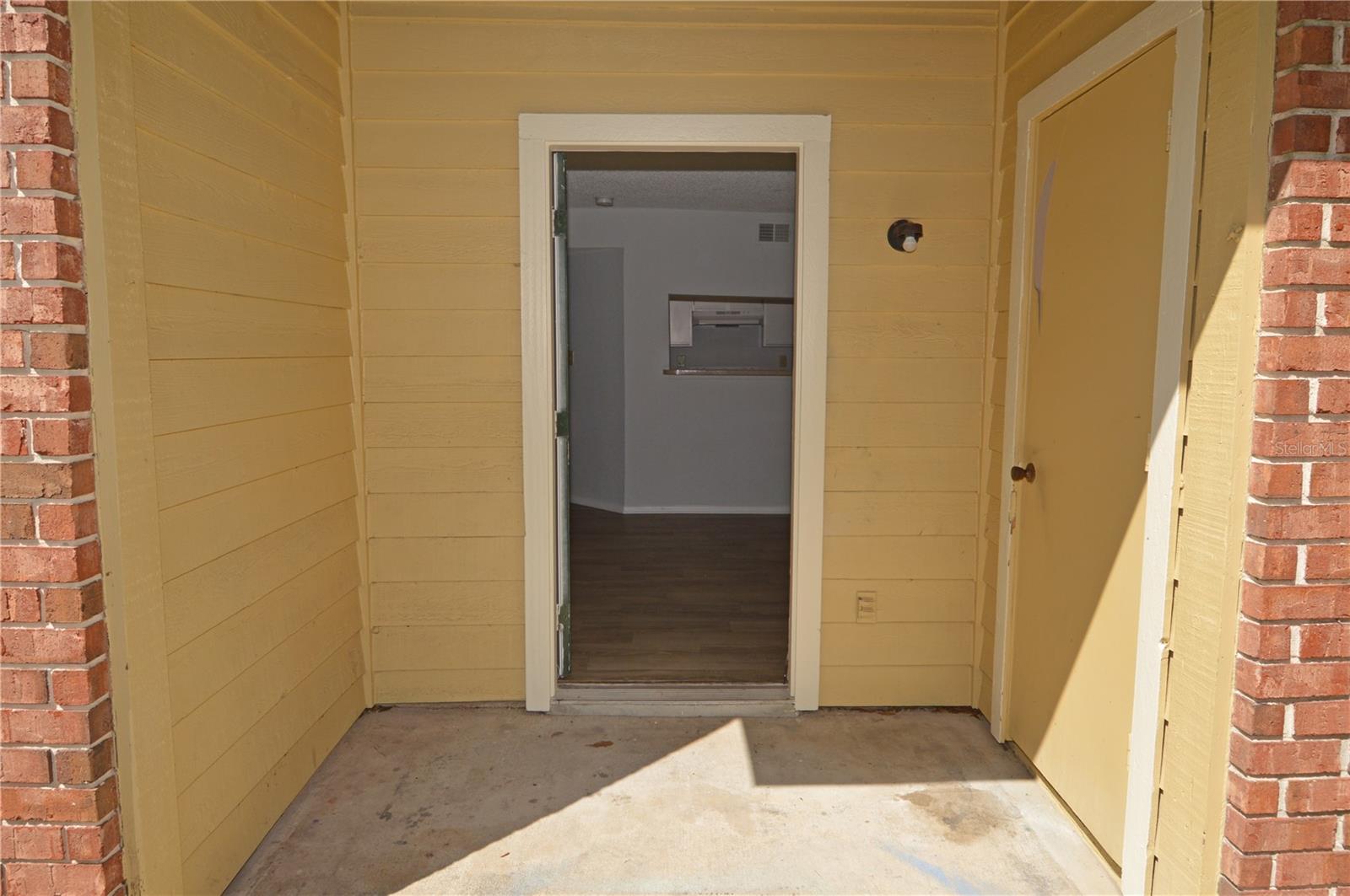 Image 36 of 90 For 8723 Fancy Finch Drive 102