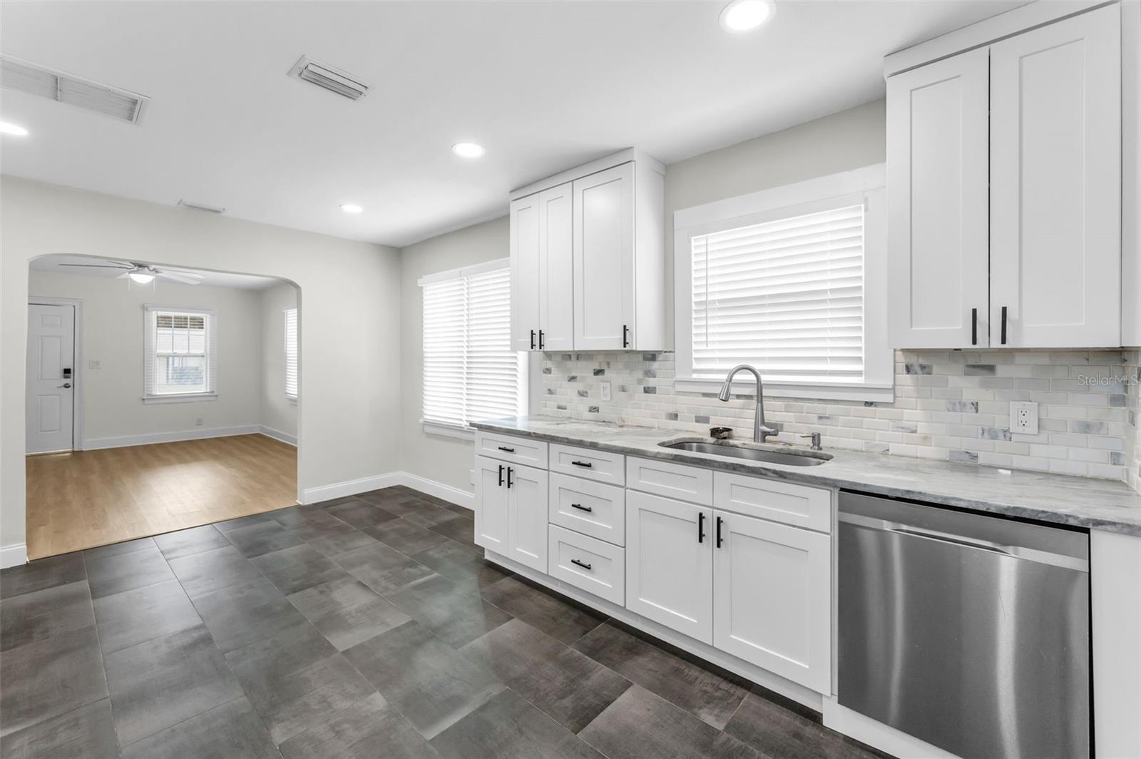 Image 16 of 29 For 3237 4th Avenue S