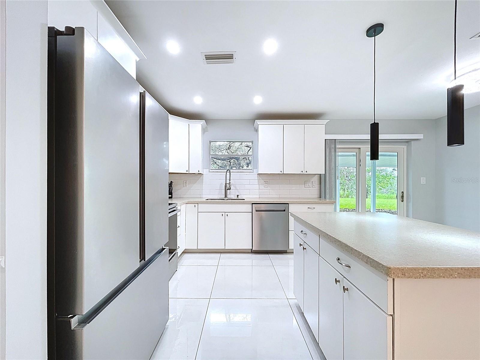 Image 22 of 83 For 17826 Littlewood Drive