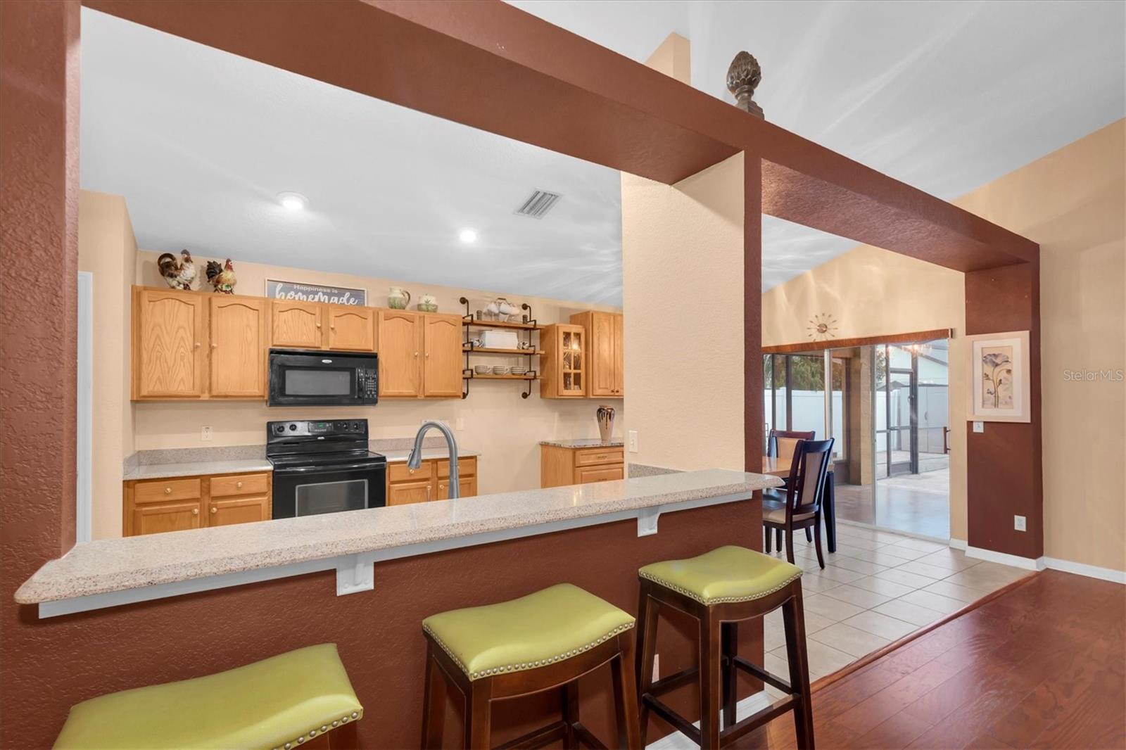 Image 10 of 44 For 8249 Peak Avenue