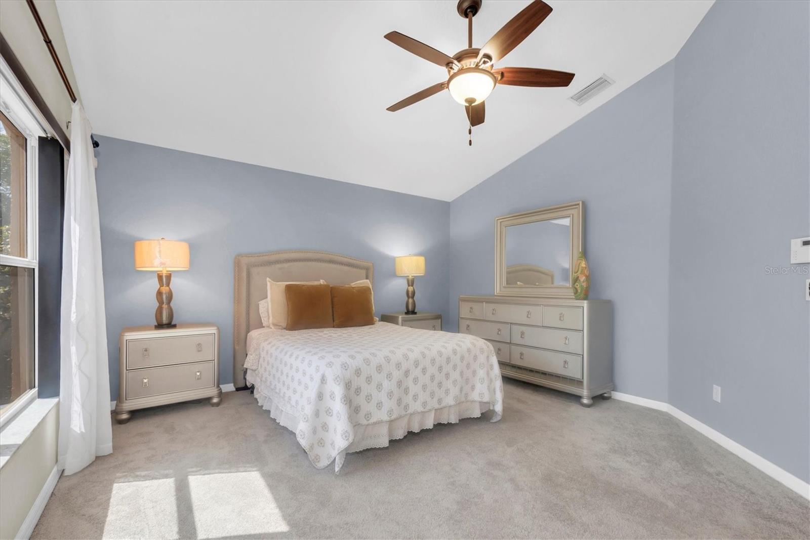 Image 21 of 44 For 8249 Peak Avenue