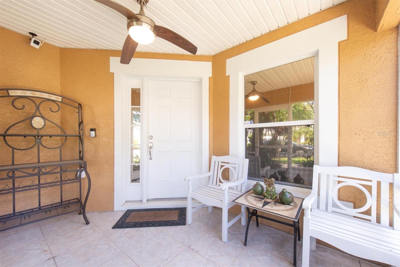Image 4 of 44 For 8249 Peak Avenue