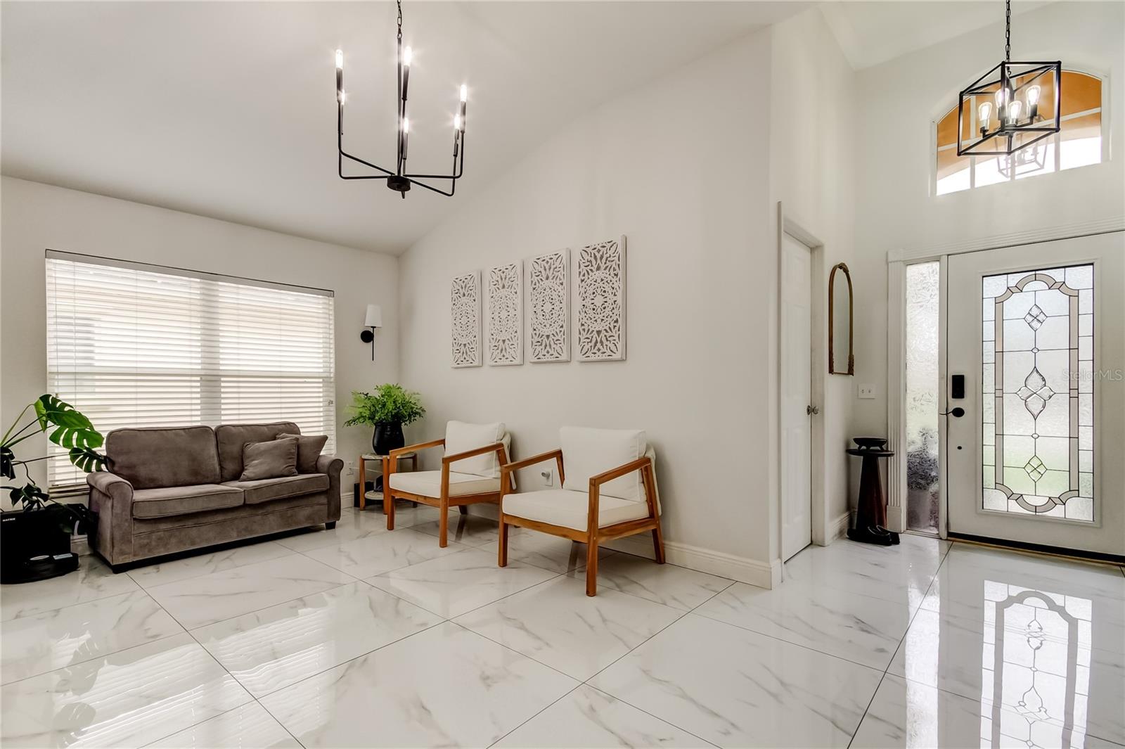 Listing photo id 8 for 4710 Dunnie Drive