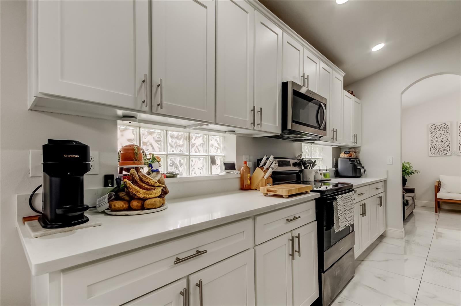 Listing photo id 14 for 4710 Dunnie Drive