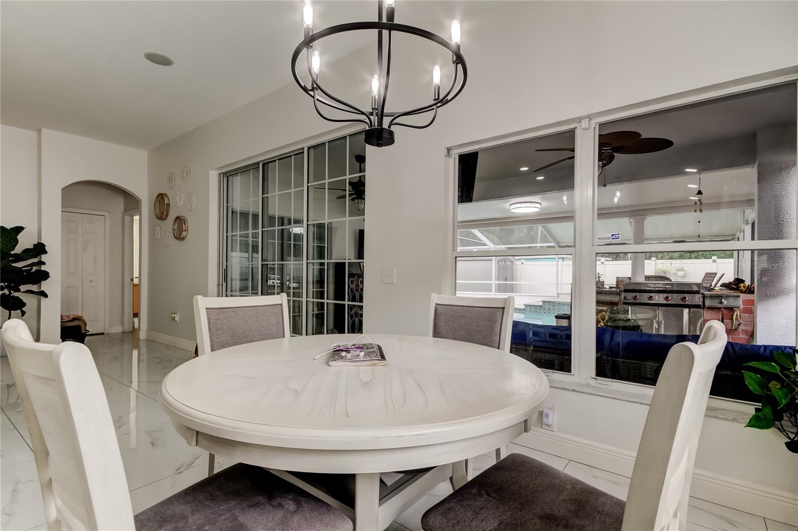 Listing photo id 23 for 4710 Dunnie Drive