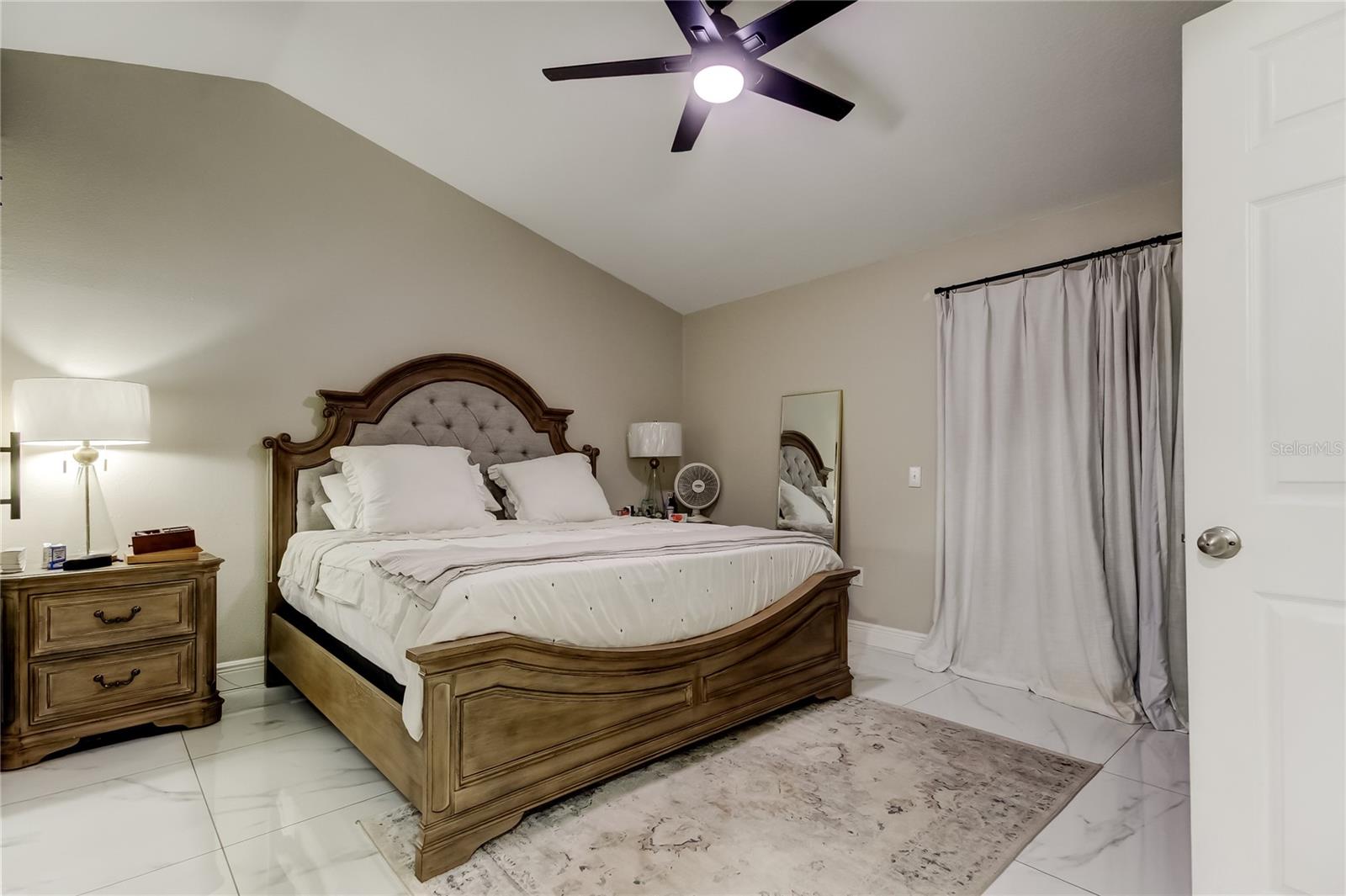 Listing photo id 27 for 4710 Dunnie Drive