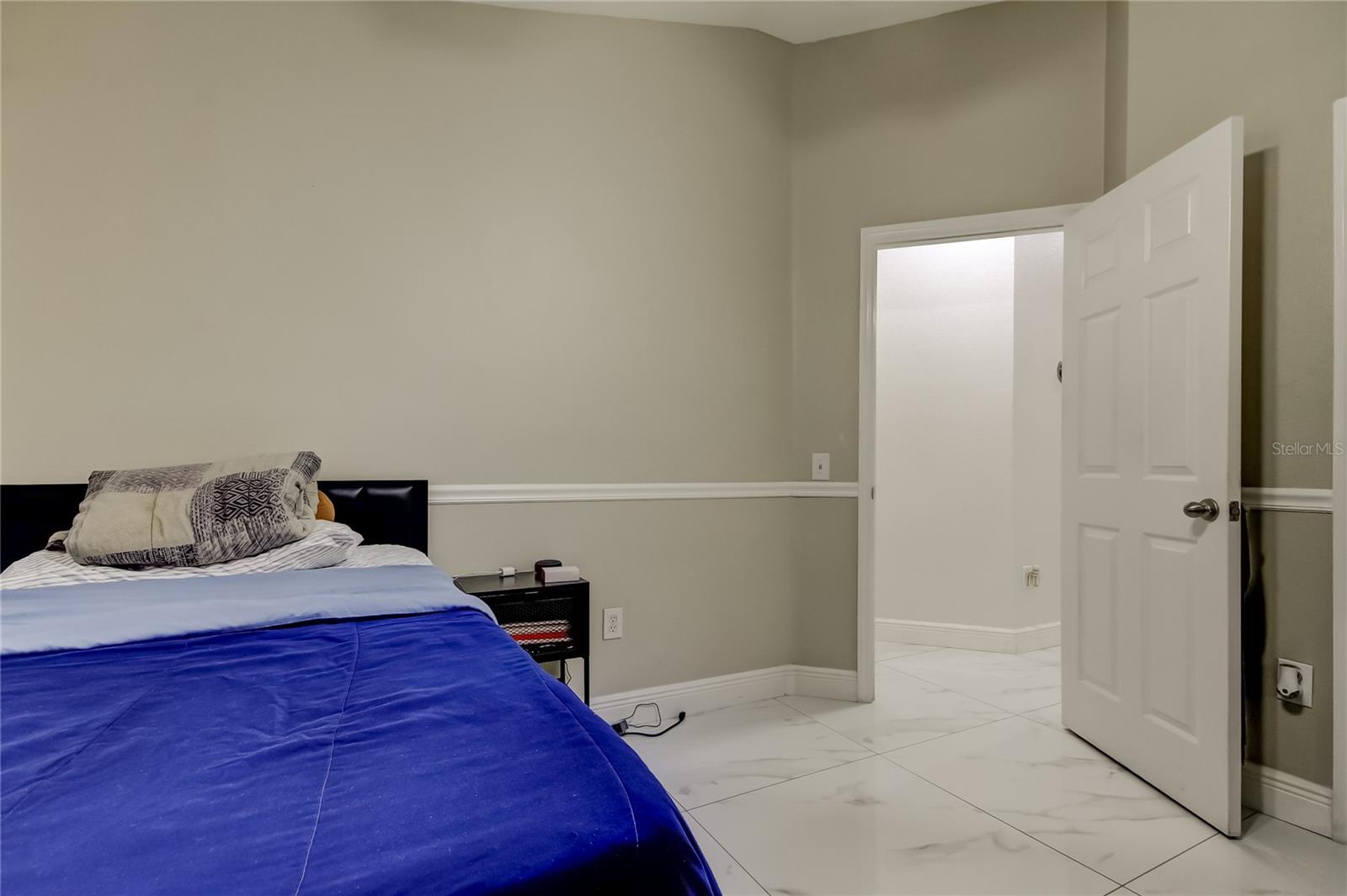 Listing photo id 34 for 4710 Dunnie Drive