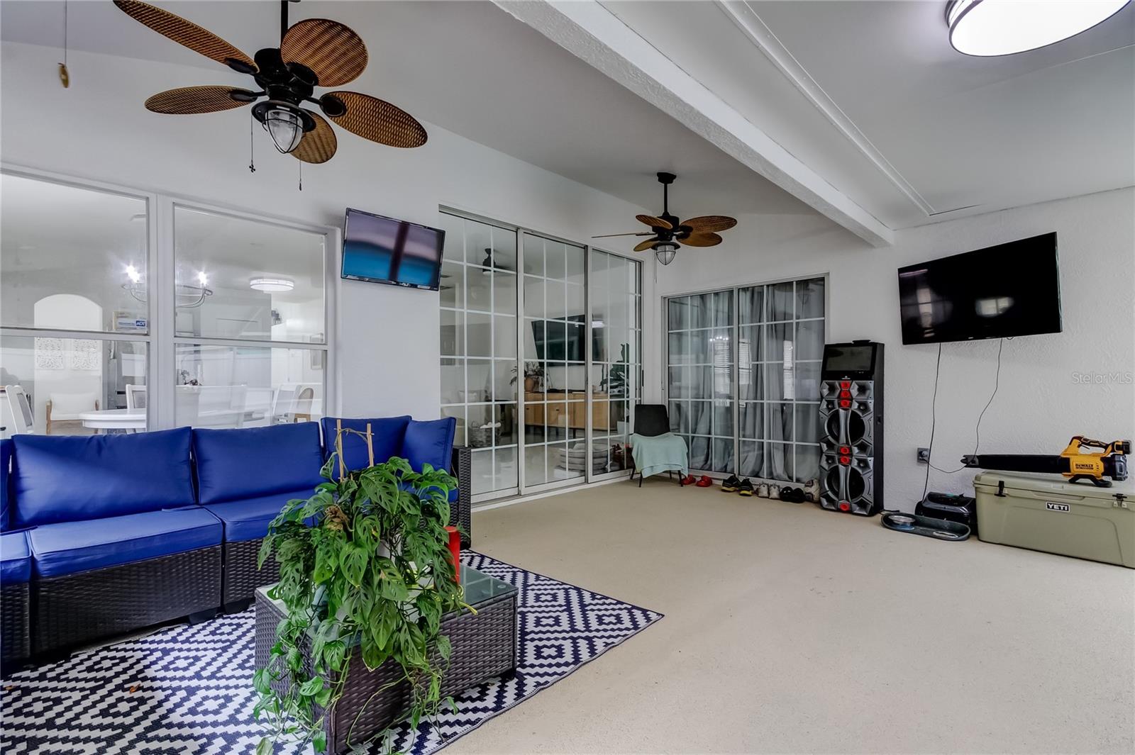 Listing photo id 40 for 4710 Dunnie Drive