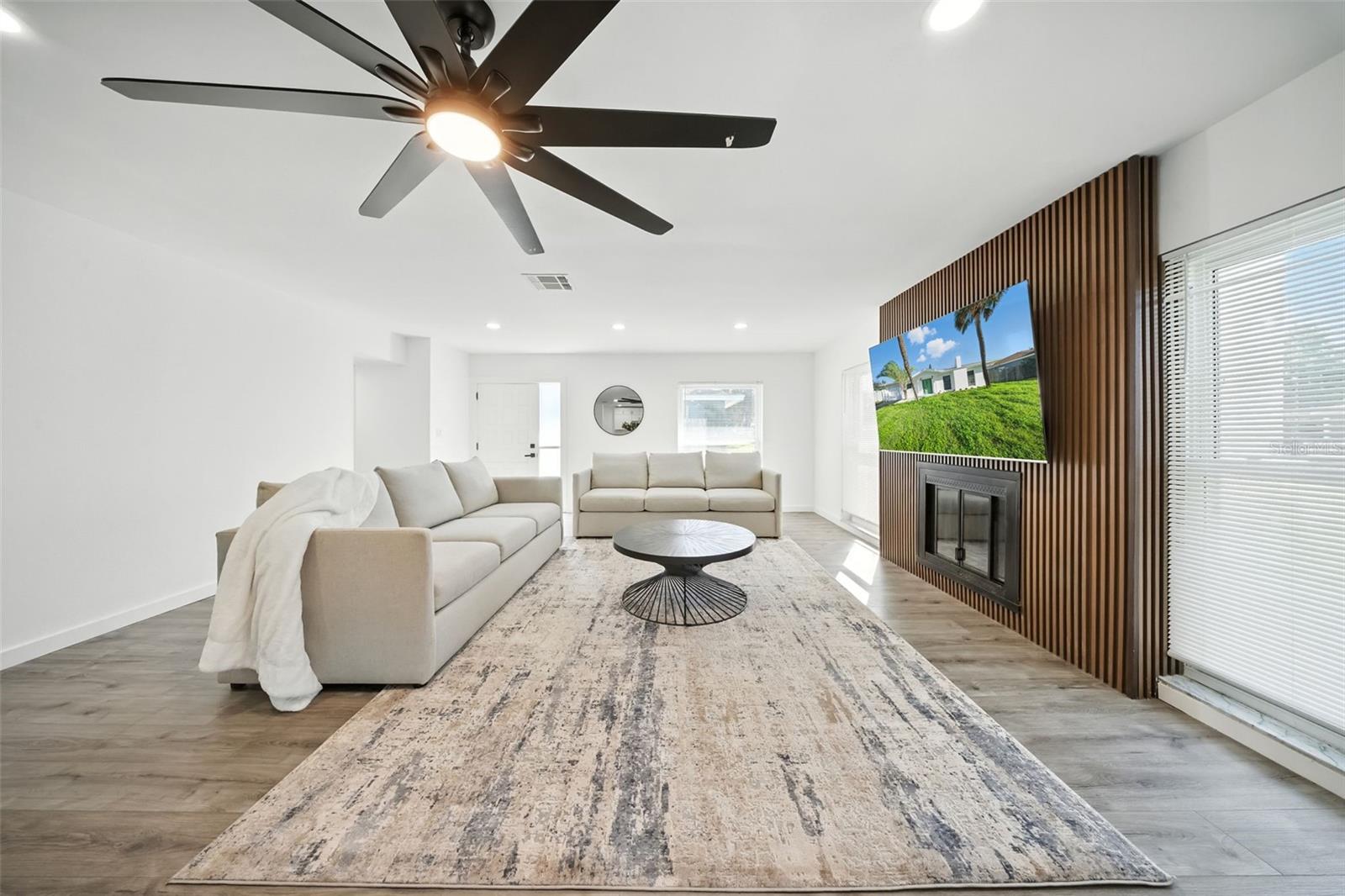Image 10 of 40 For 429 88th Avenue