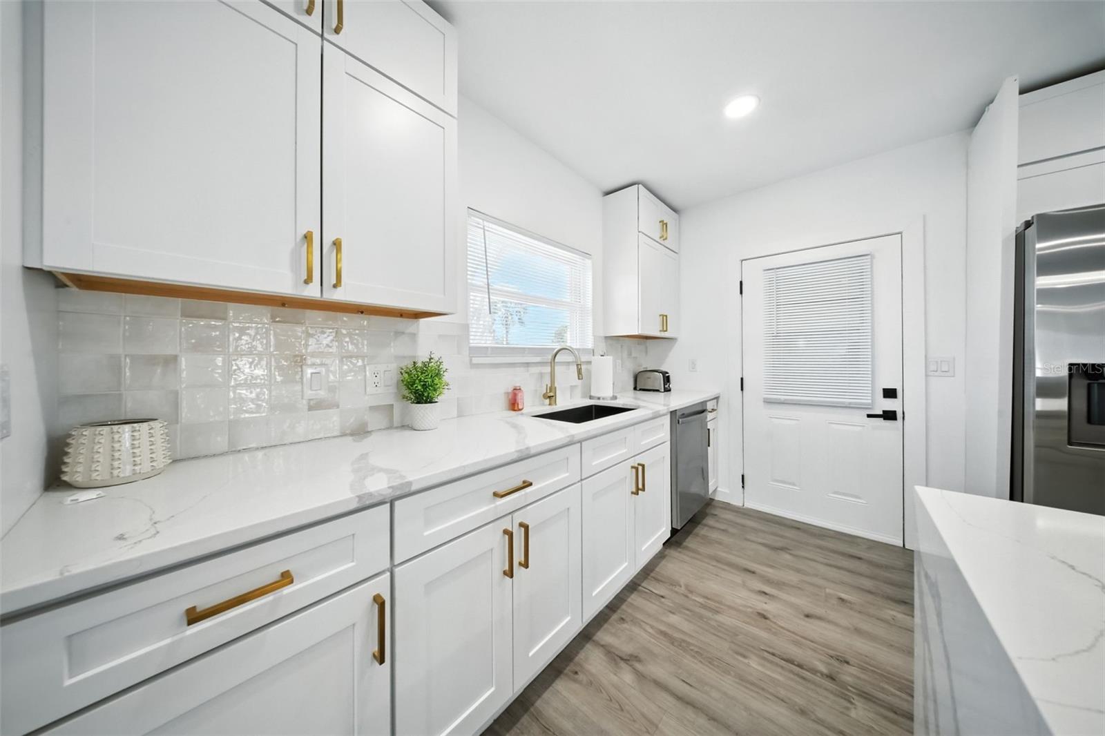 Image 17 of 40 For 429 88th Avenue