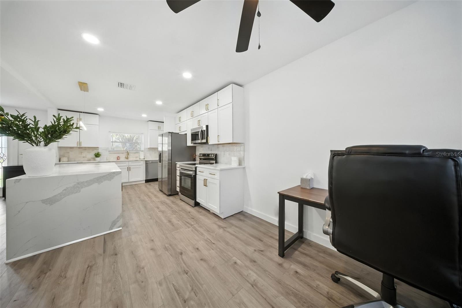 Image 22 of 40 For 429 88th Avenue