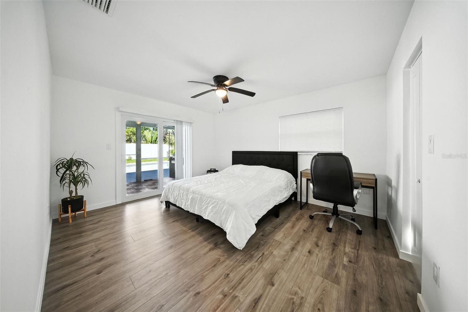 Image 23 of 40 For 429 88th Avenue