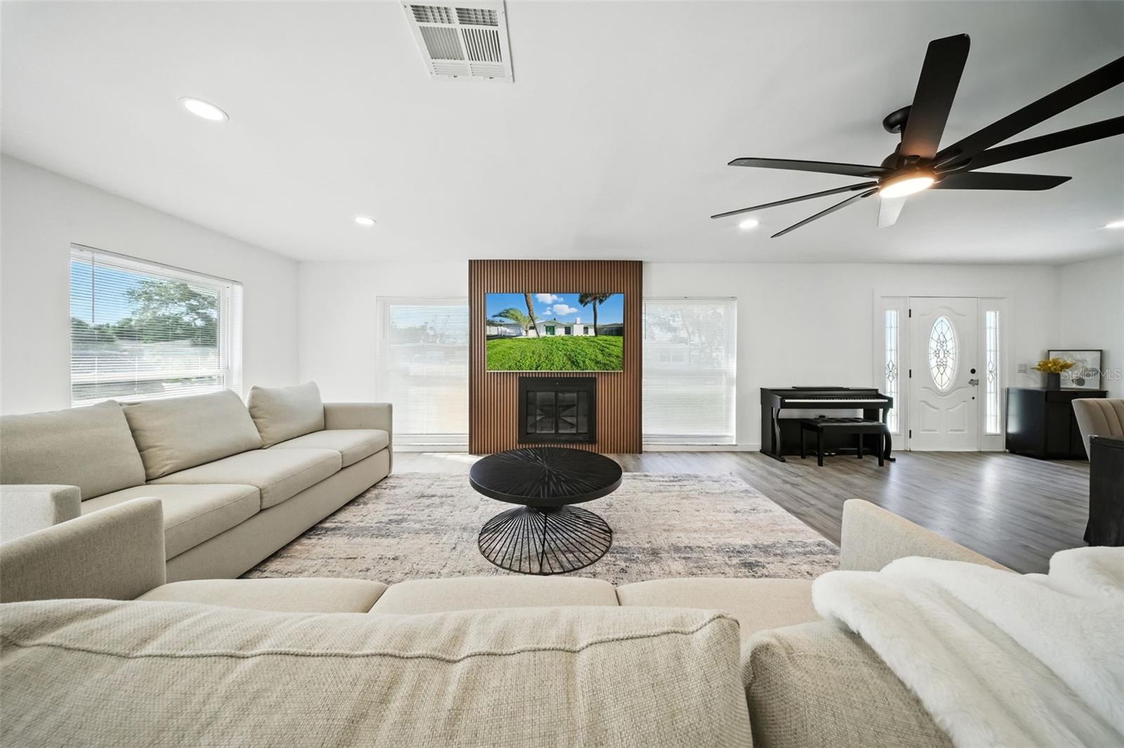 Image 9 of 40 For 429 88th Avenue