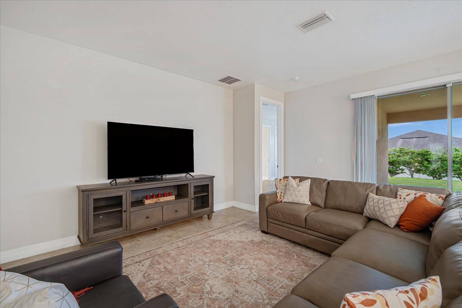 Image 11 of 26 For 1506 Glen Alpine Place