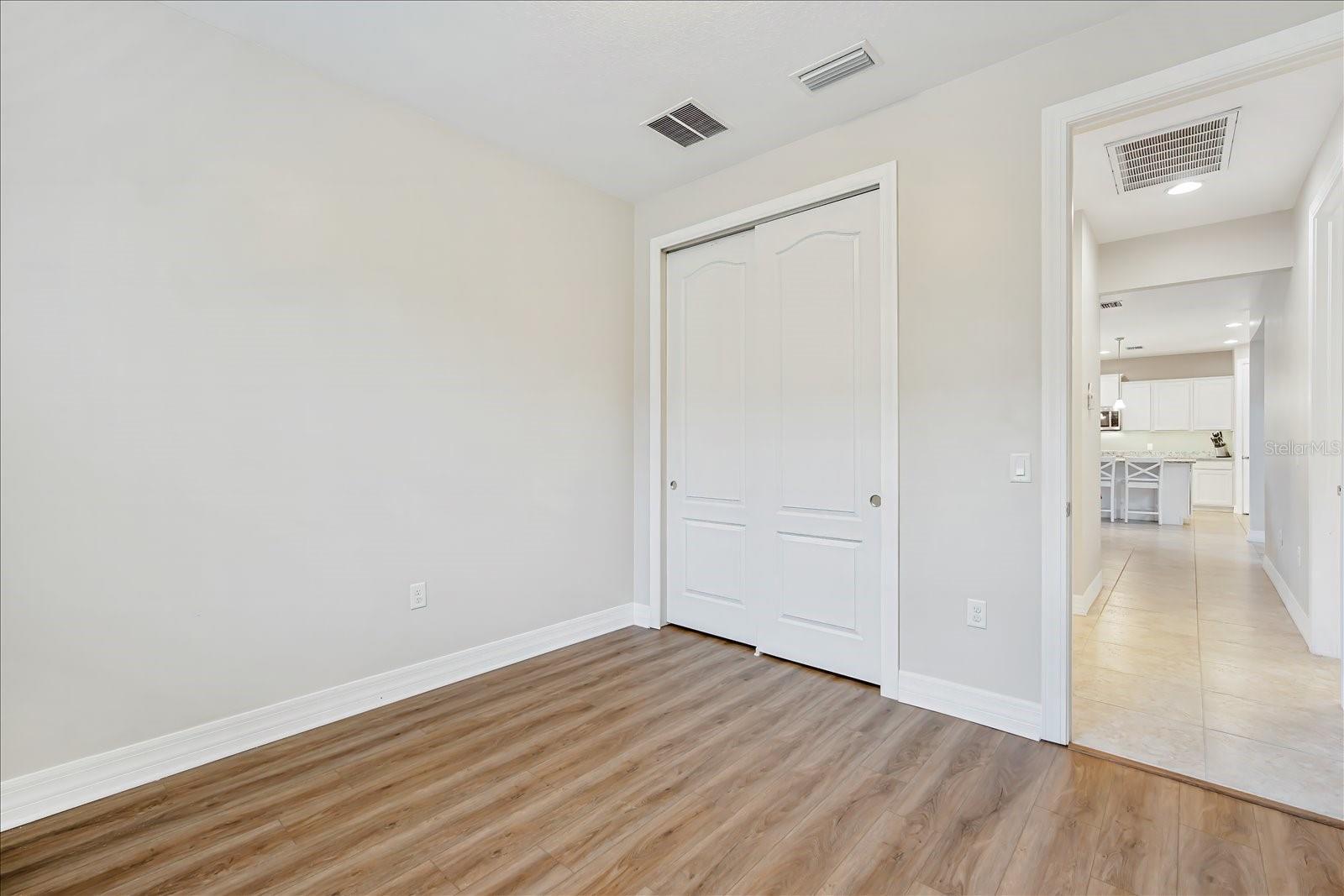 Image 19 of 26 For 1506 Glen Alpine Place