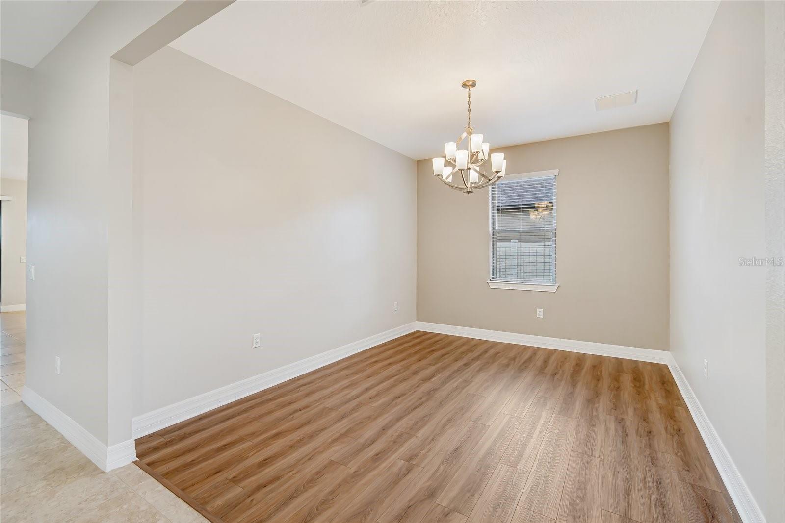 Image 22 of 26 For 1506 Glen Alpine Place