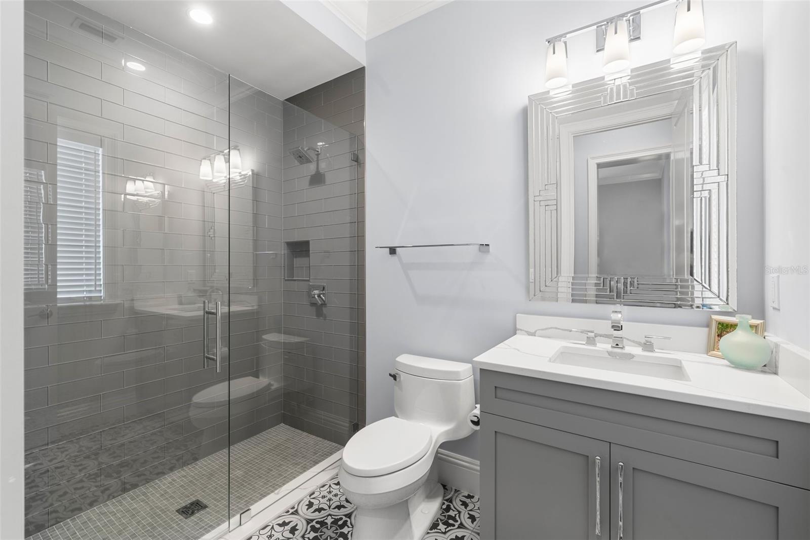 Image 30 of 58 For 419 Shore Crest Drive
