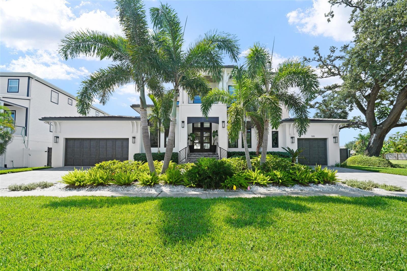 Details for 555 Suwanee Circle, TAMPA, FL 33606