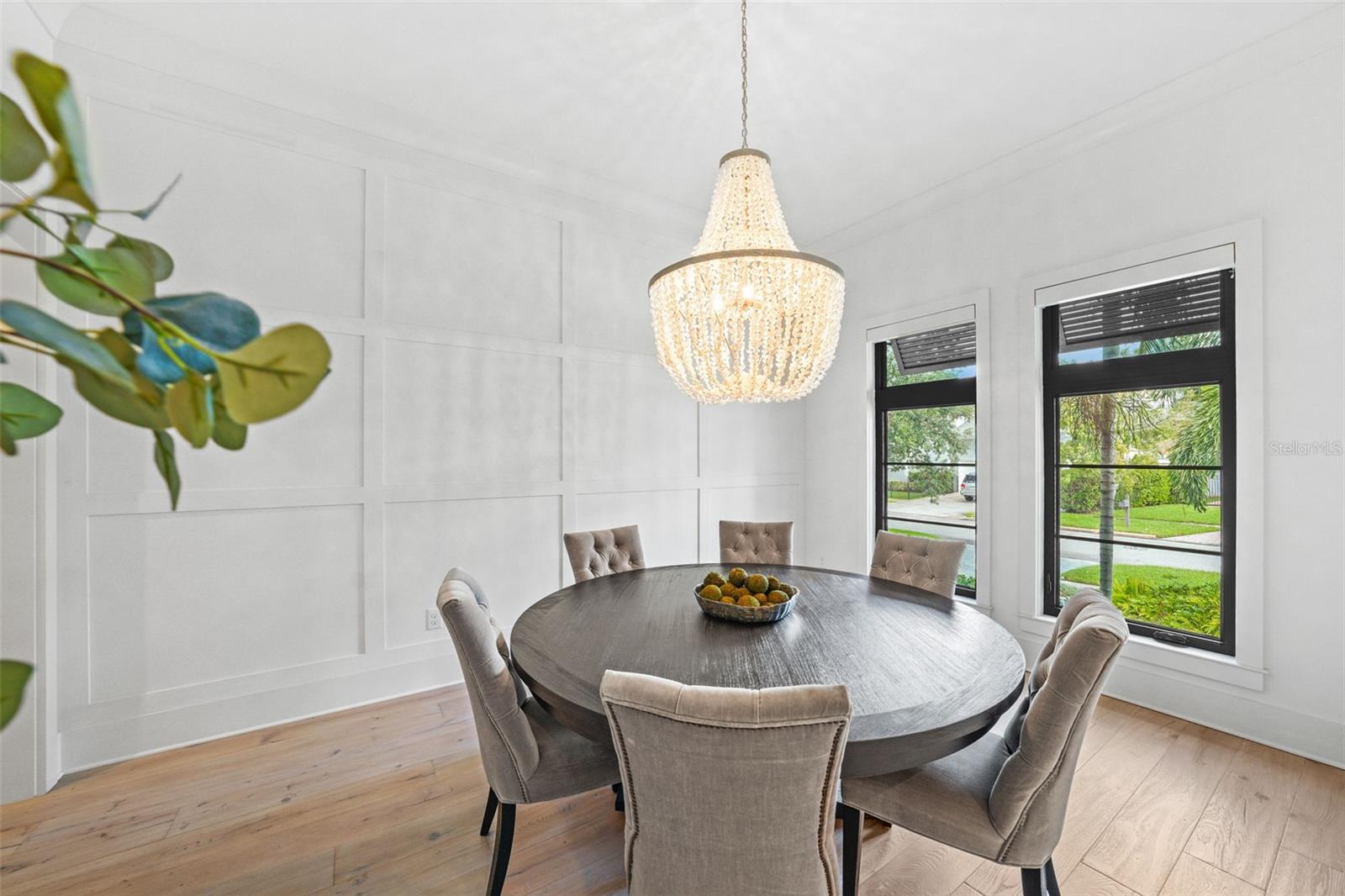 Image 21 of 67 For 555 Suwanee Circle