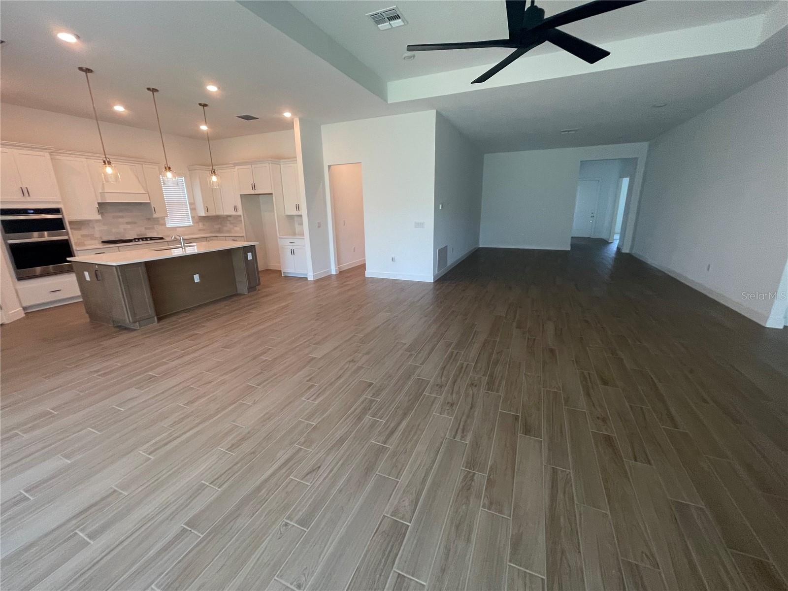Image 7 of 25 For 13817 Sharp Hawk Drive