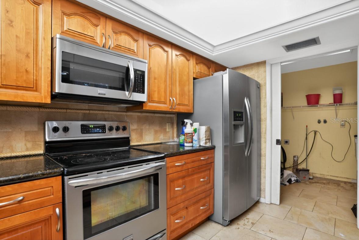 Image 13 of 41 For 2643 Burntfork Drive