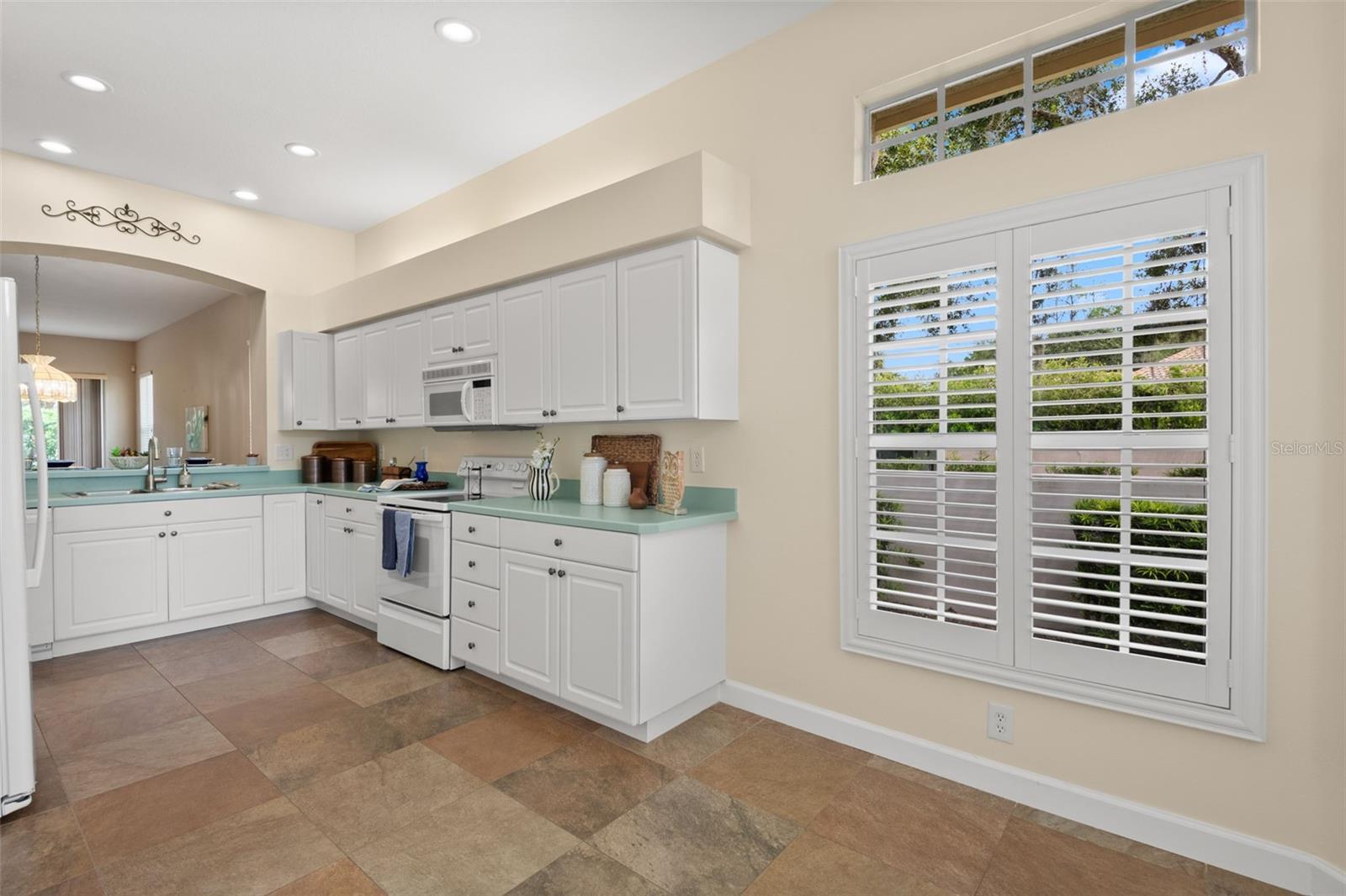 Image 16 of 67 For 4831 Pebble Brook Drive