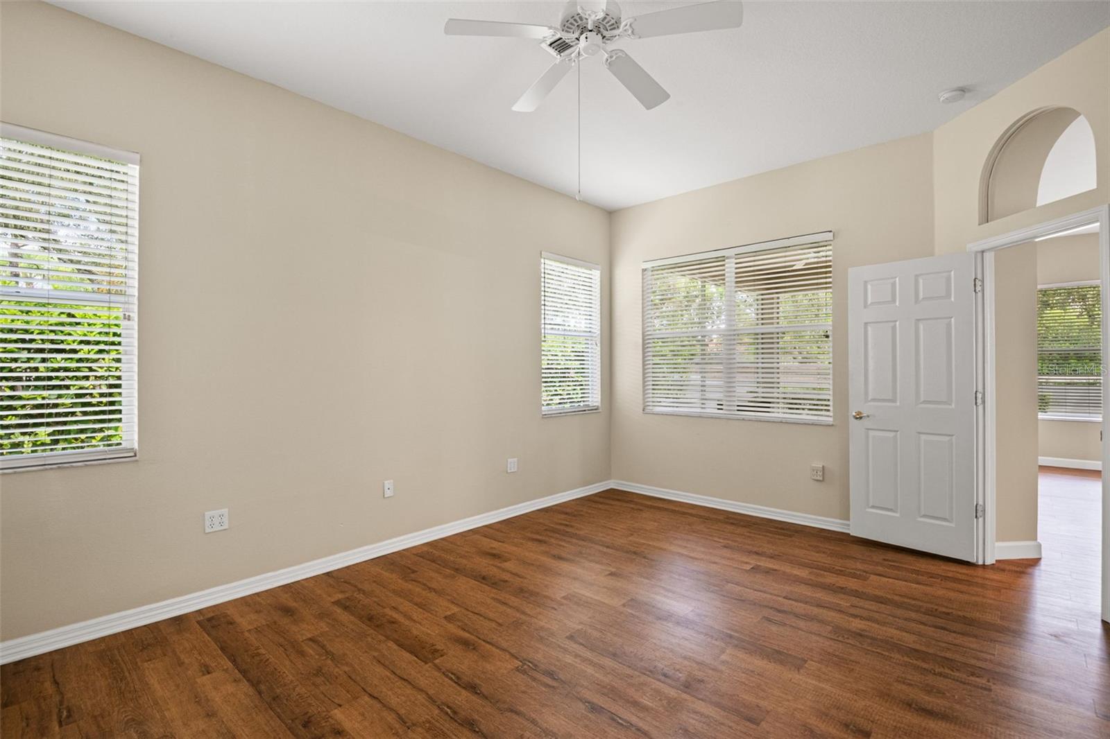 Image 22 of 67 For 4831 Pebble Brook Drive