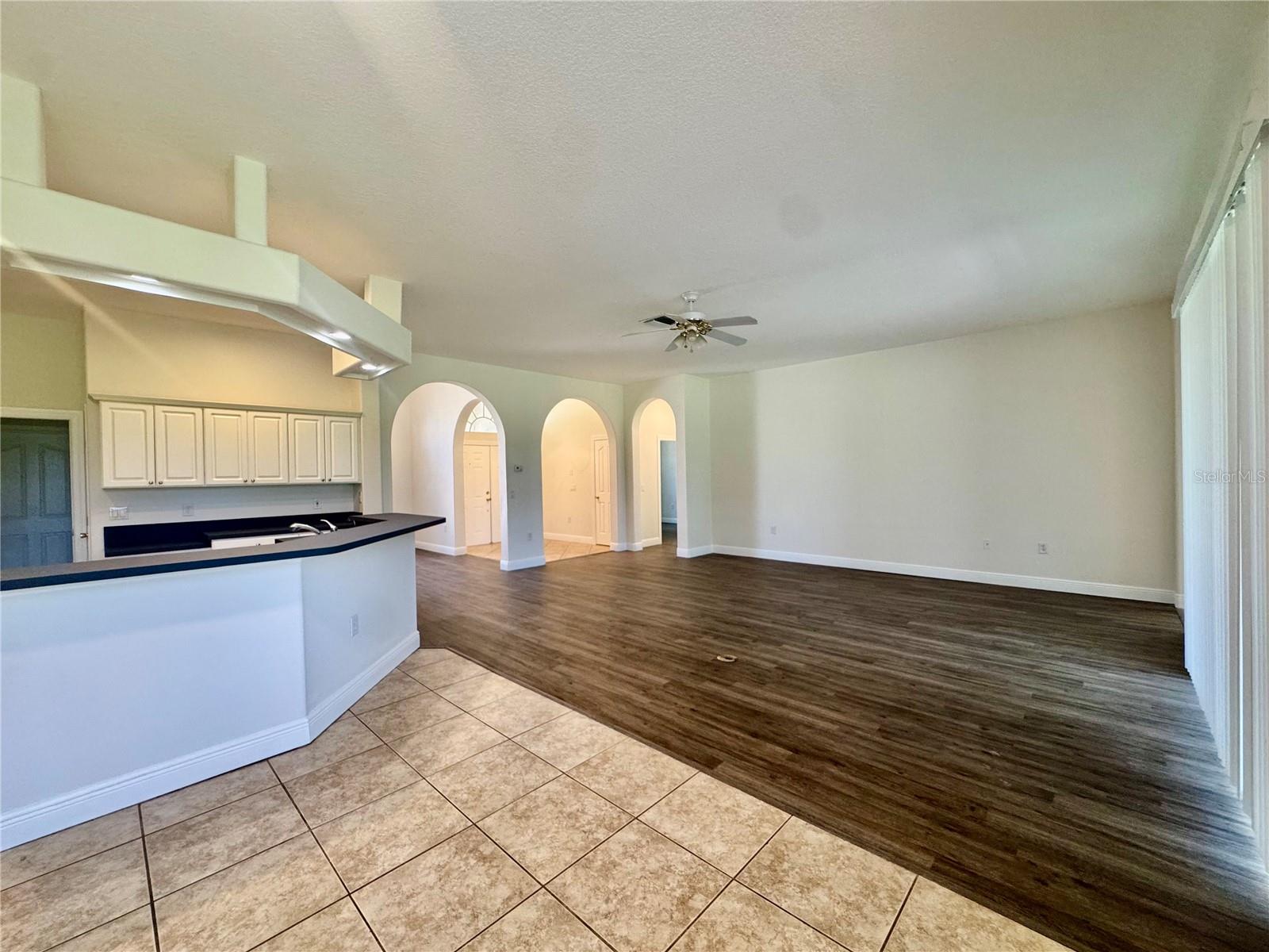 Image 11 of 35 For 3902 Elrod Avenue