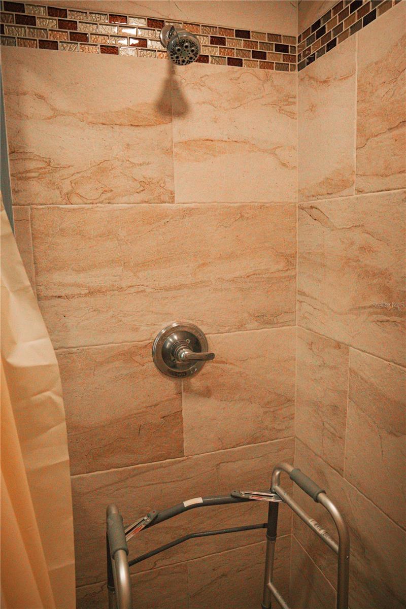 Image 35 of 76 For 5834 98th Avenue N