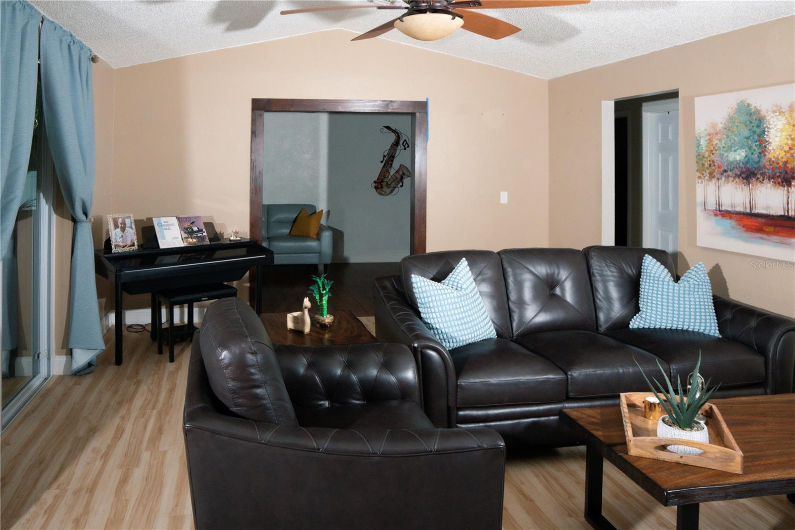 Image 9 of 76 For 5834 98th Avenue N
