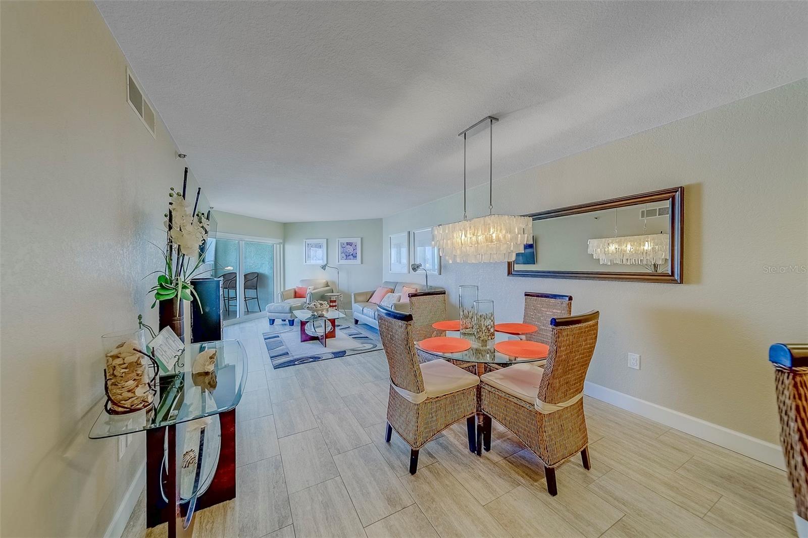 Image 13 of 63 For 17980 Gulf Boulevard 402