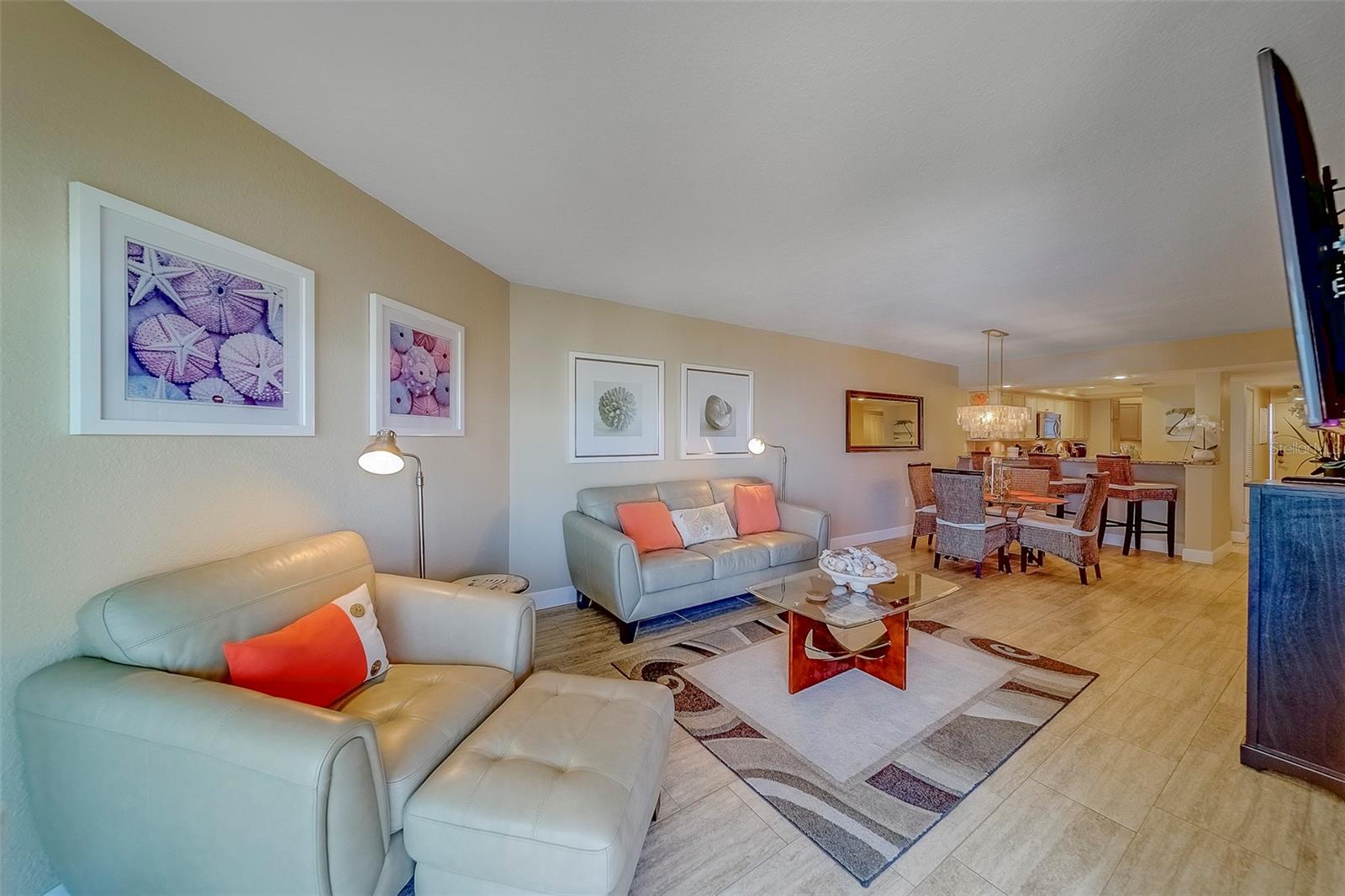 Image 19 of 63 For 17980 Gulf Boulevard 402