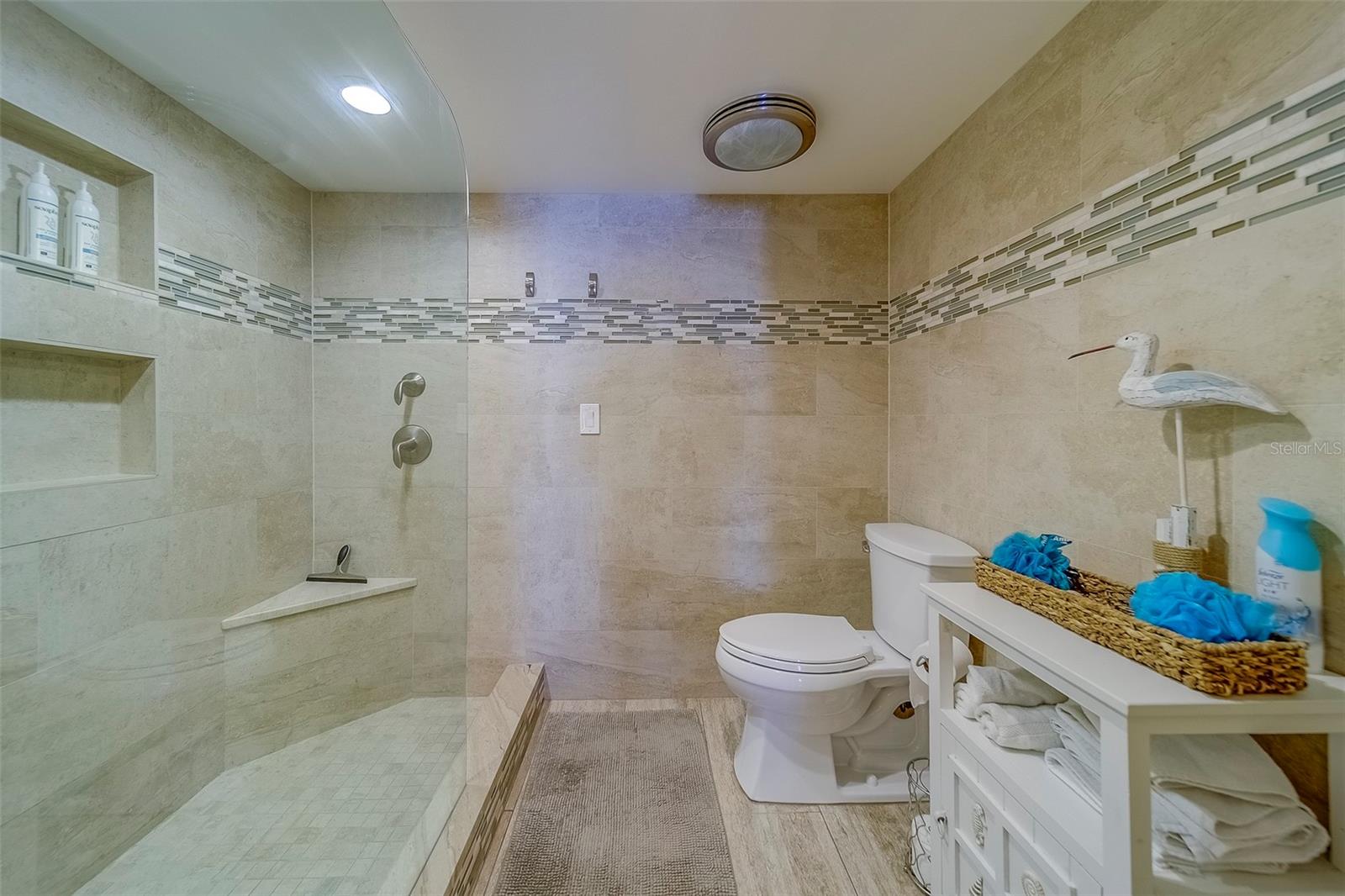 Image 25 of 63 For 17980 Gulf Boulevard 402