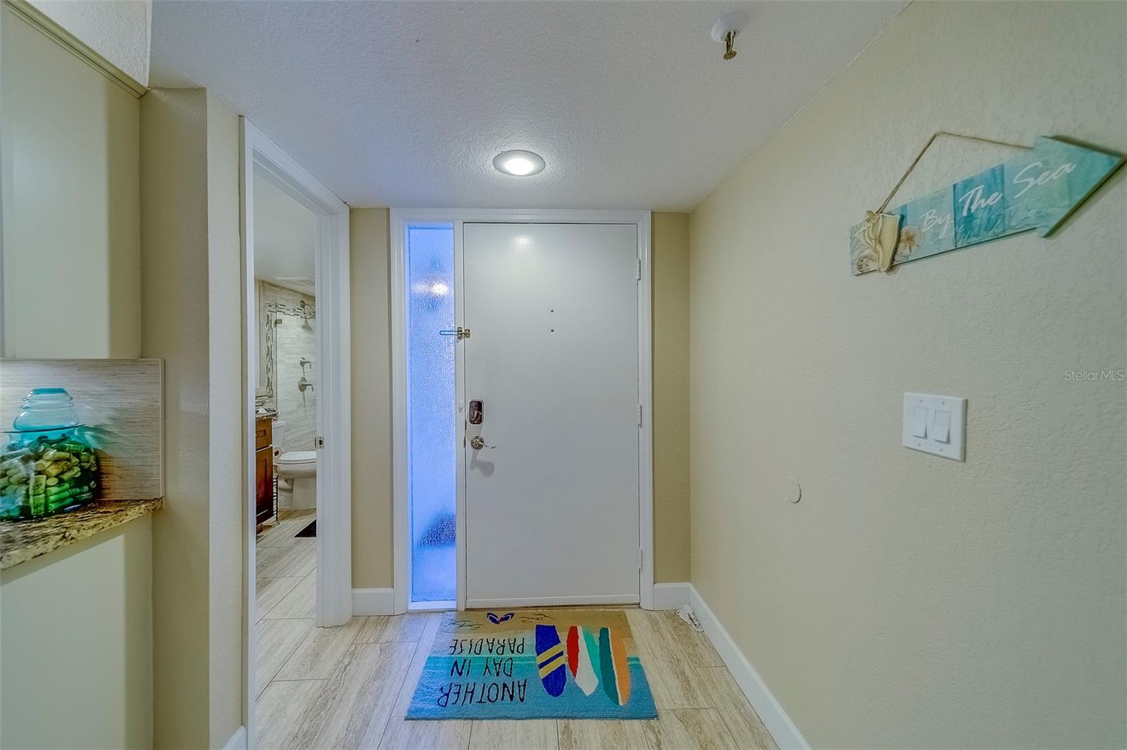 Image 4 of 63 For 17980 Gulf Boulevard 402