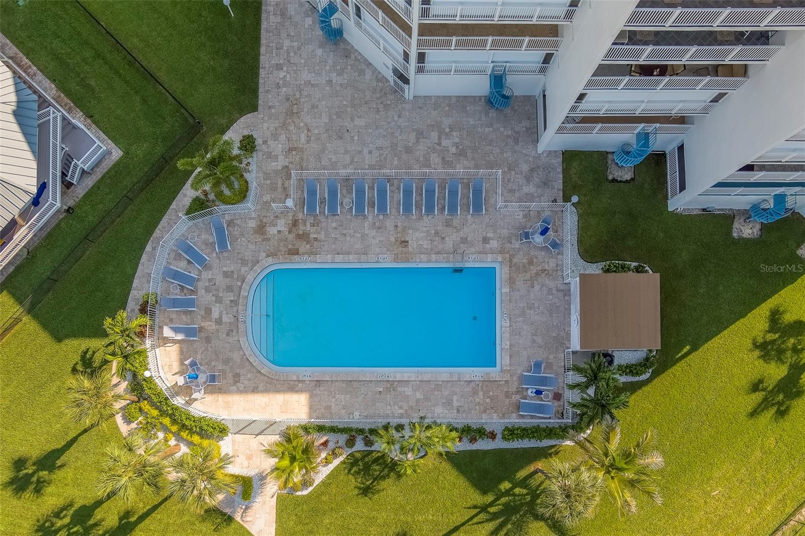 Image 52 of 63 For 17980 Gulf Boulevard 402