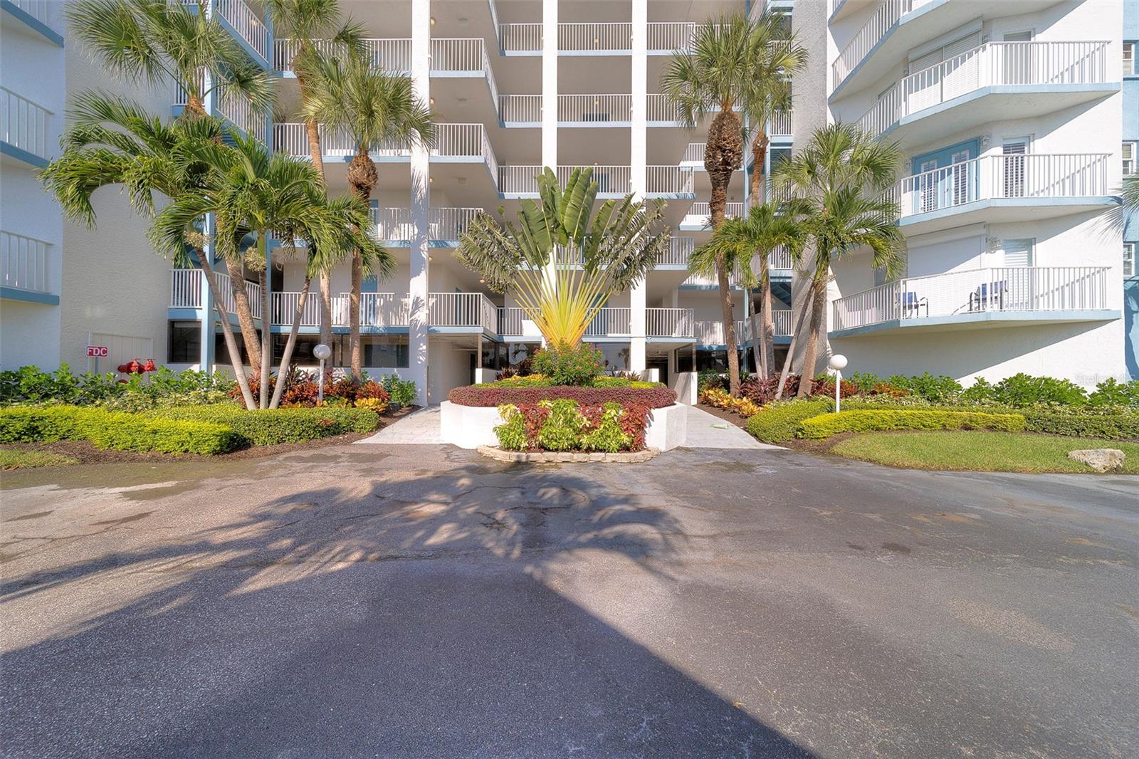 Image 55 of 63 For 17980 Gulf Boulevard 402