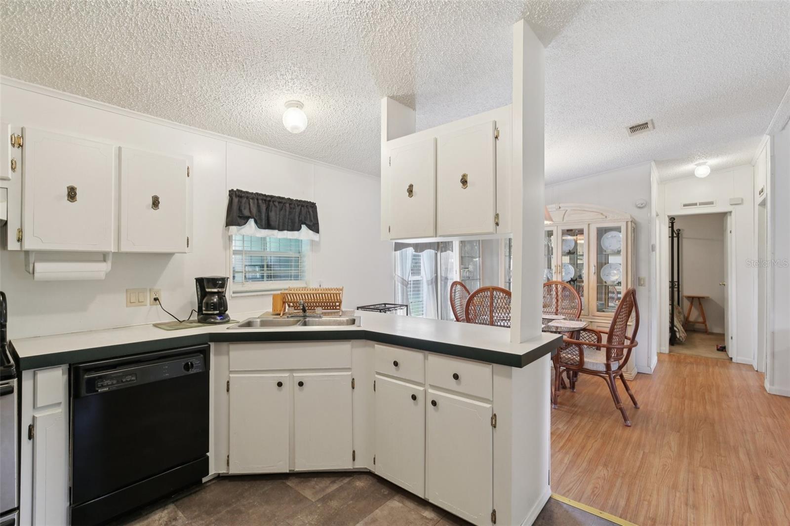Image 18 of 53 For 12904 Darla Drive