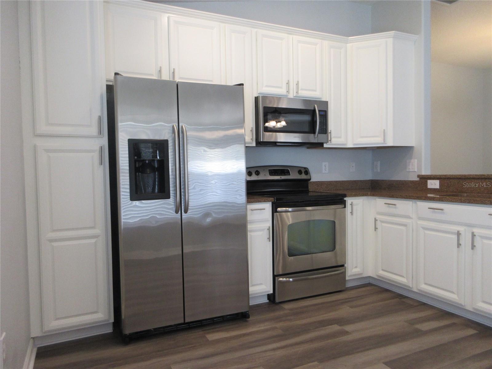 Image 5 of 20 For 13033 Avalon Crest Court