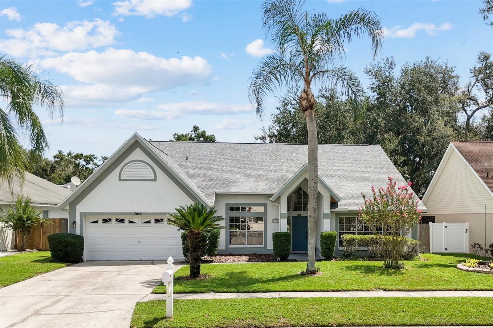 Details for 1908 River Crossing Drive, VALRICO, FL 33596