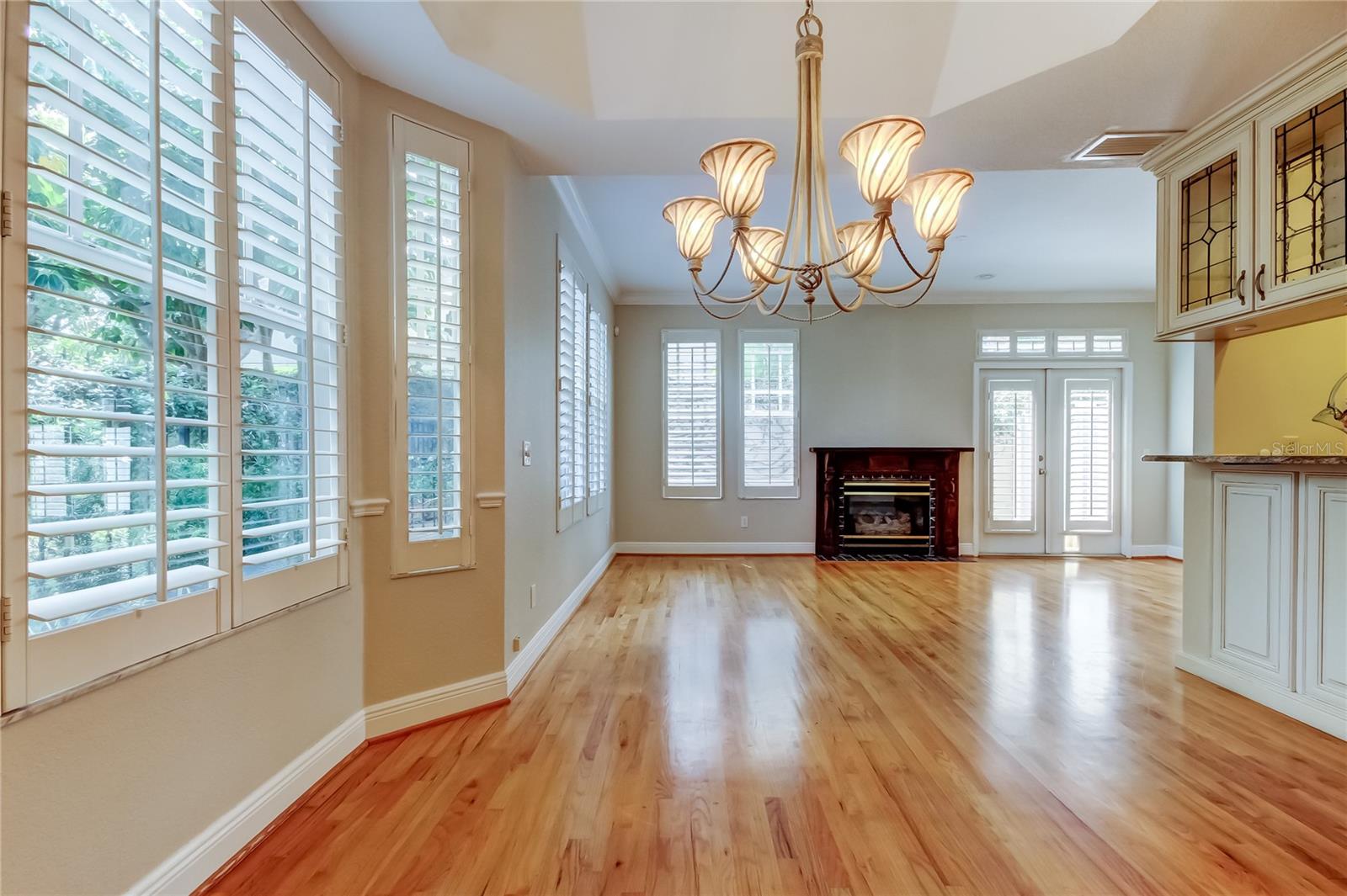 Image 15 of 63 For 2920 El Prado Boulevard 13