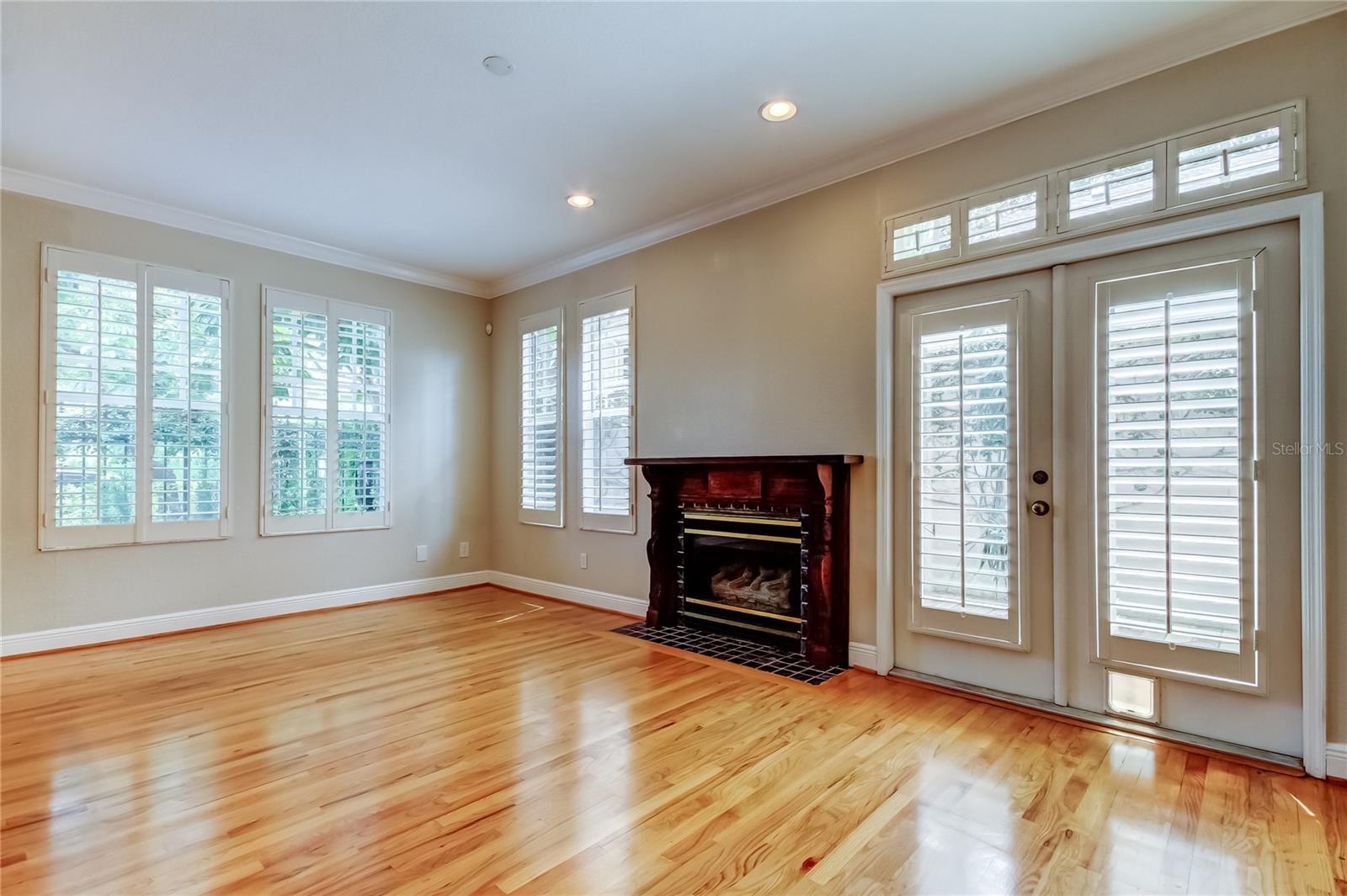 Image 17 of 63 For 2920 El Prado Boulevard 13