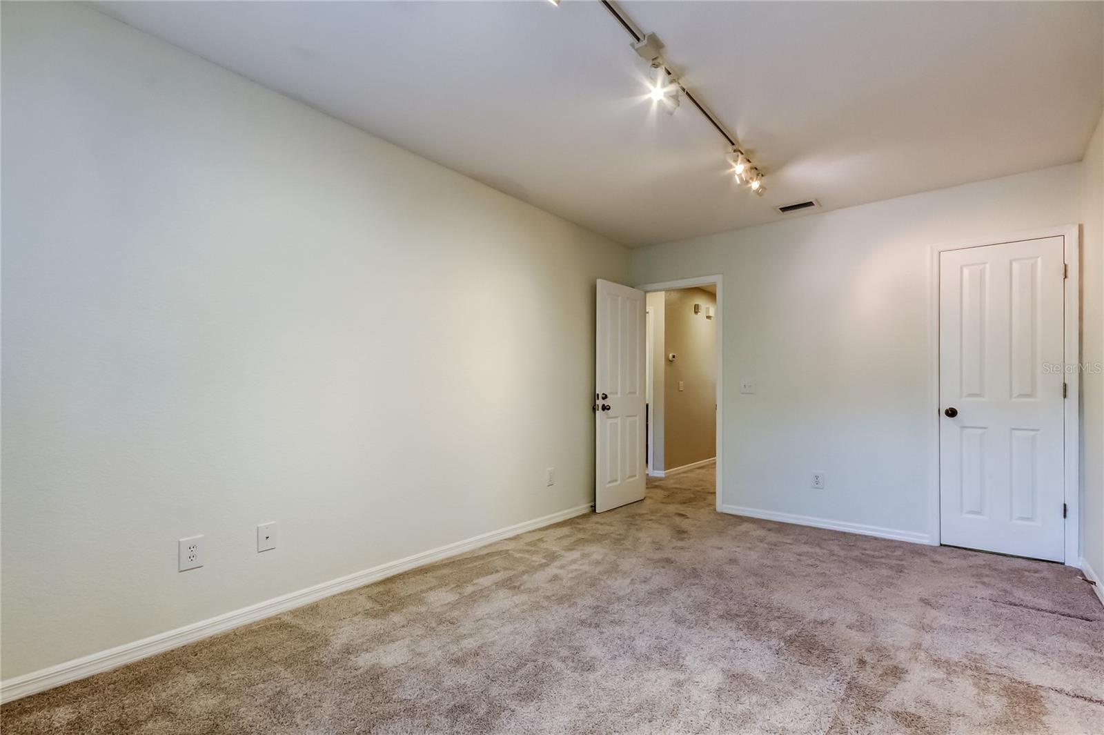 Image 39 of 63 For 2920 El Prado Boulevard 13